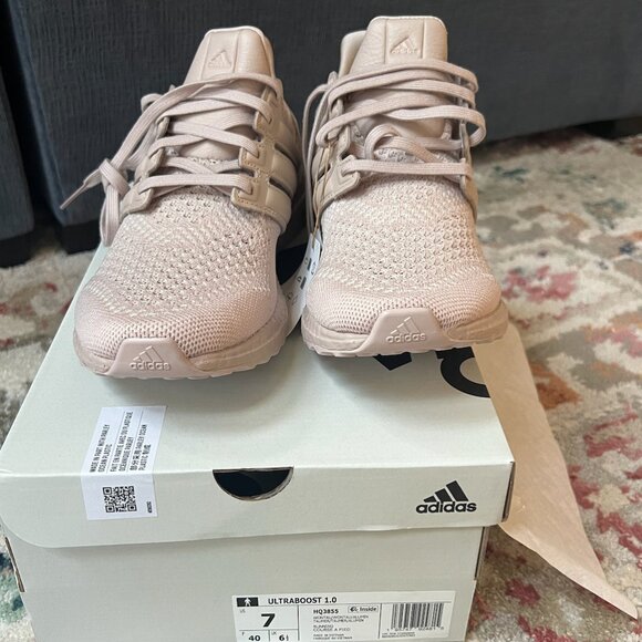 Adias Ultraboost 1.0 — $100 - Picture 3 of 6